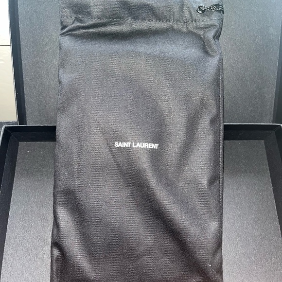 Brand new with tags YSL hot pink wallet - Picture 7 of 7